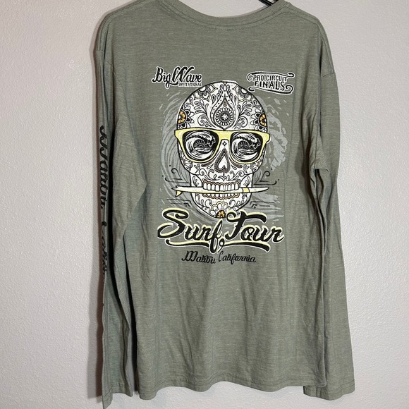 Duck Co. Surf Tour Long Sleeve Graphic Tee Malibu California Skull L - Picture 2 of 5
